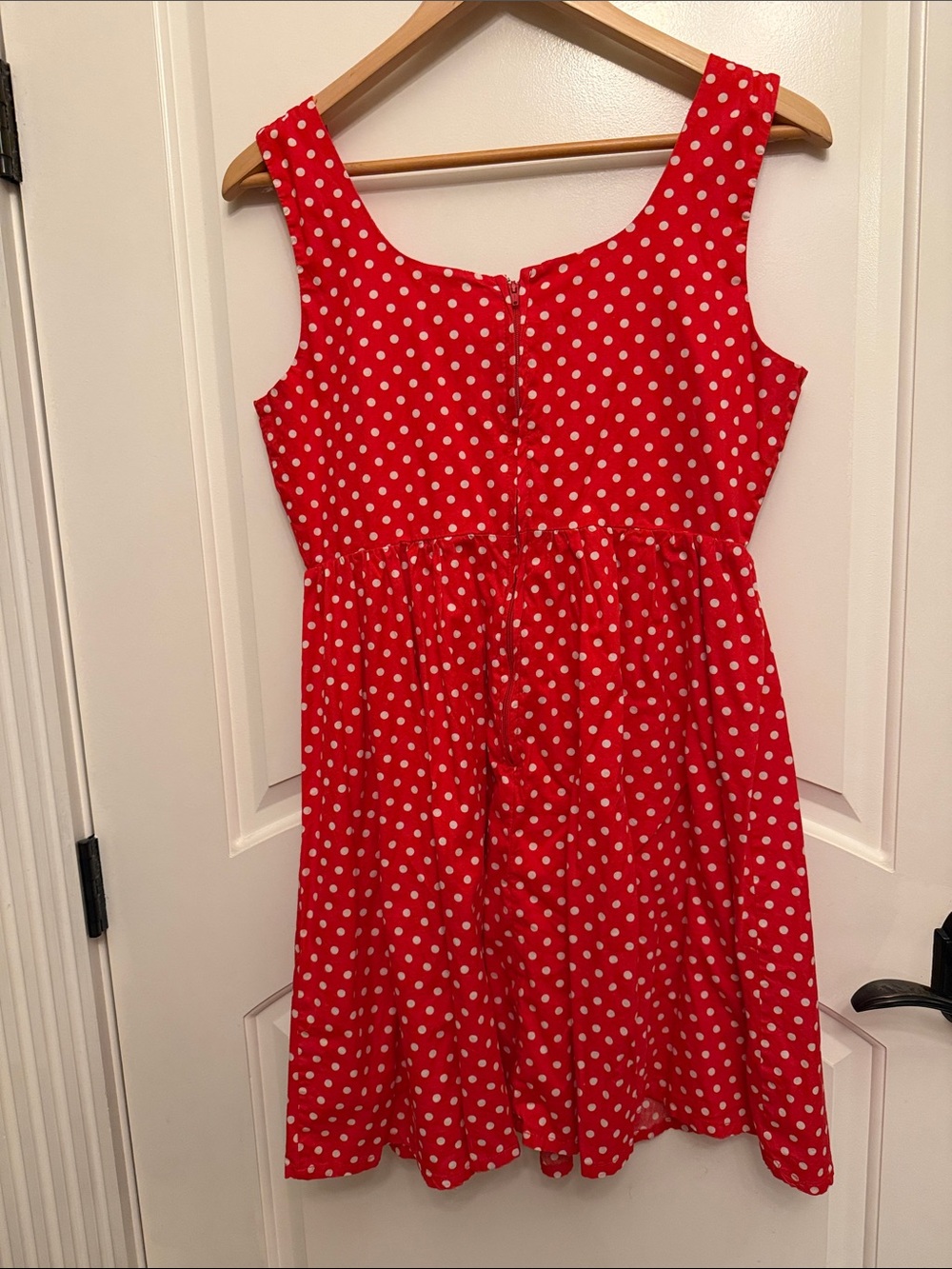 Her Universe Red Polka Dot Minnie Embroidered Sundress M - Picture 6 of 6